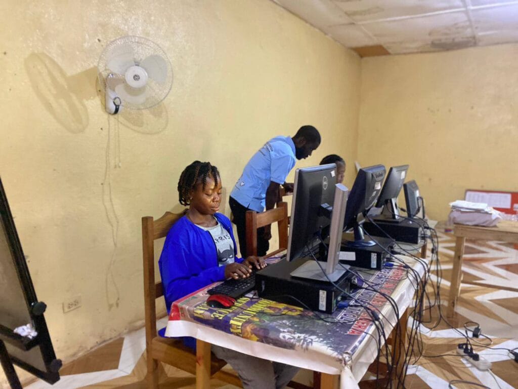 Computer & Digital Literacy Training